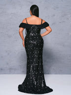 Vestido Plus Size com Apliques e Estampa de Poá - Modelo PRX70122