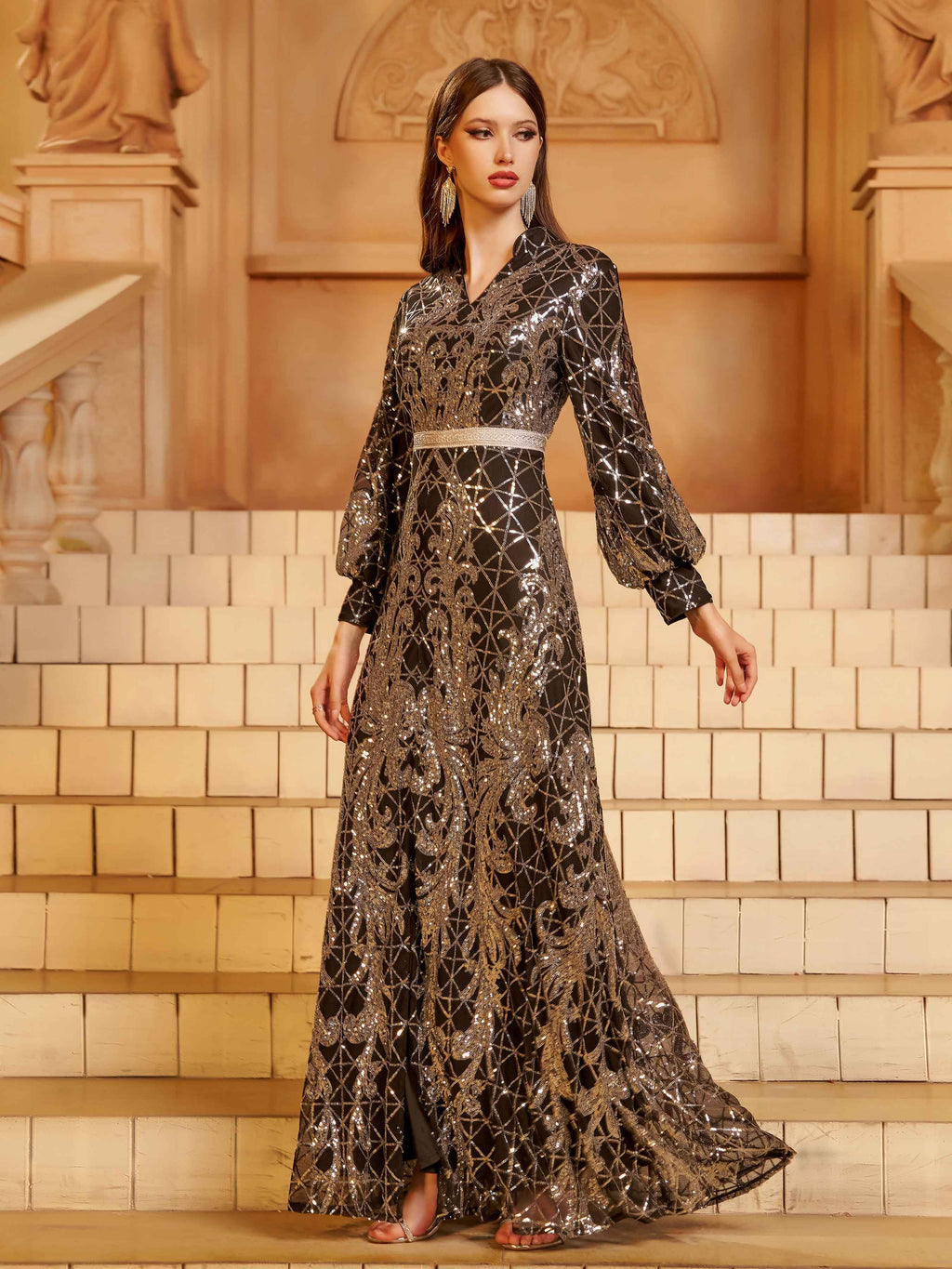 Abayas Pretas com Lantejoulas e Decote em V - Estilo Tribal MES72195