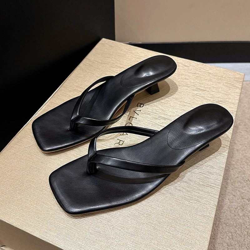 Sandália Chinelo Salto Baixo Lysi