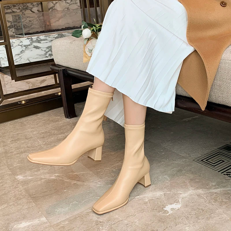 Bota Cano Médio Aura